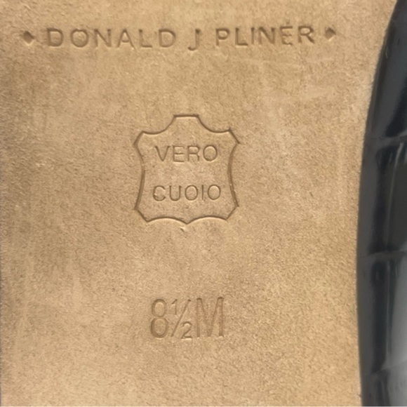 Donald J Pliner Heels - Picture 7 of 10